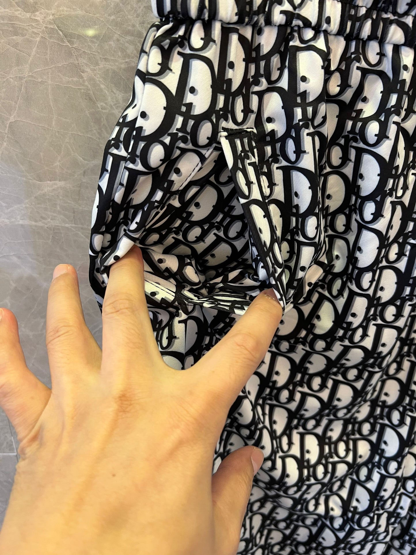Shorts com cordão e padrão monograma Dior