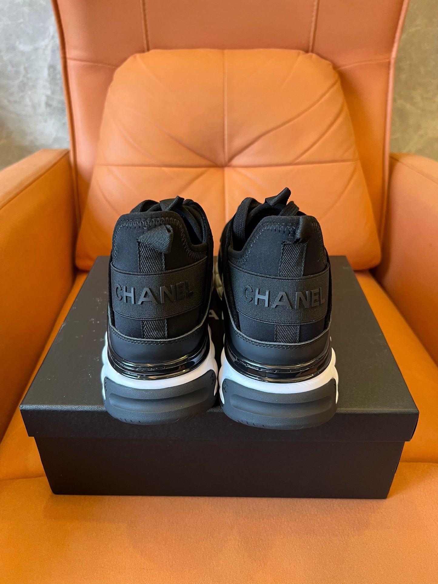 Sapatilhas Chanel Quilted Sole Pretas