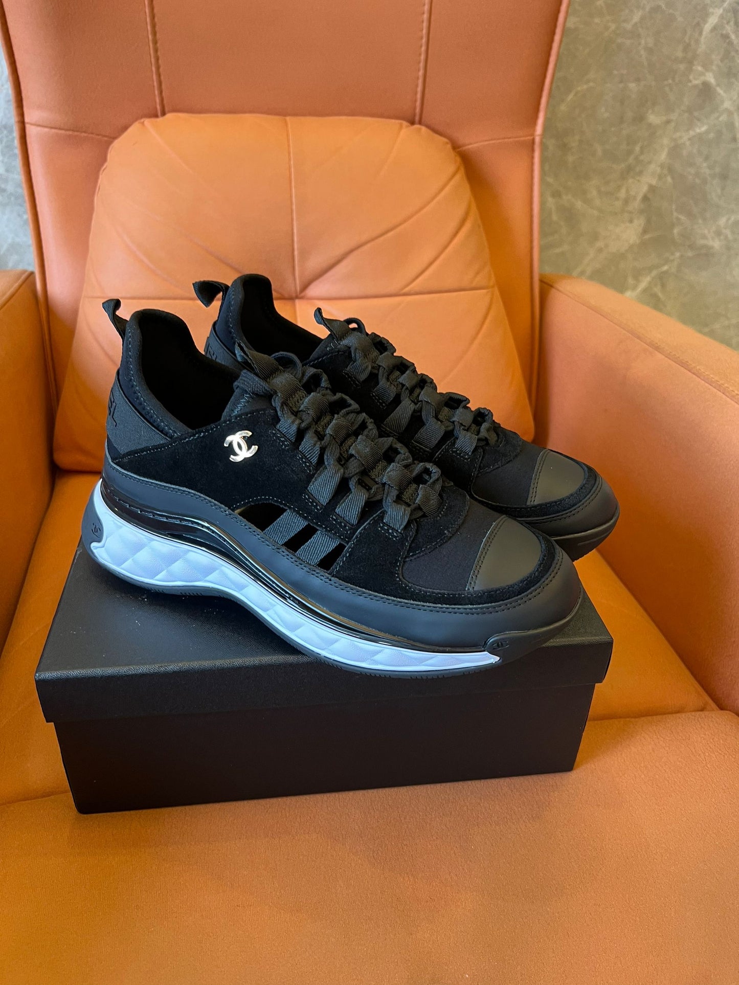 Sapatilhas Chanel Quilted Sole Pretas