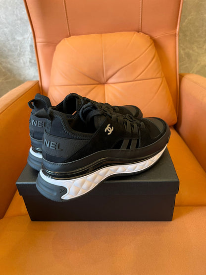 Sapatilhas Chanel Quilted Sole Pretas