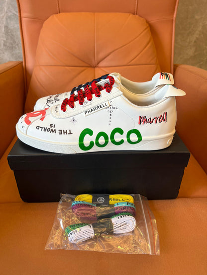 Zapatillas con grafiti de edición limitada Chanel x Pharrell