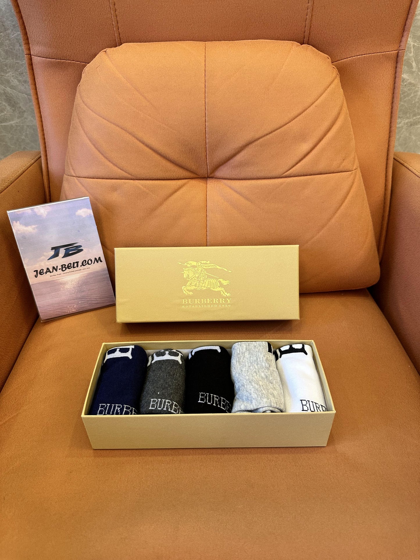 Caja de regalo de calcetines Burberry (5 pares)