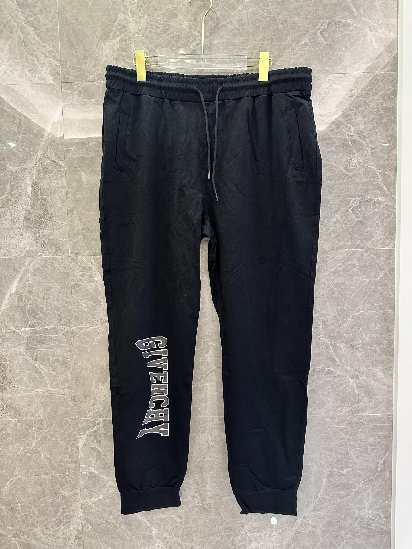 Calça jogger preta Givenchy