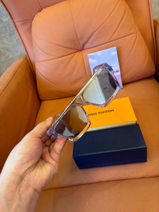 Óculos de sol Louis Vuitton com armação quadrada transparente