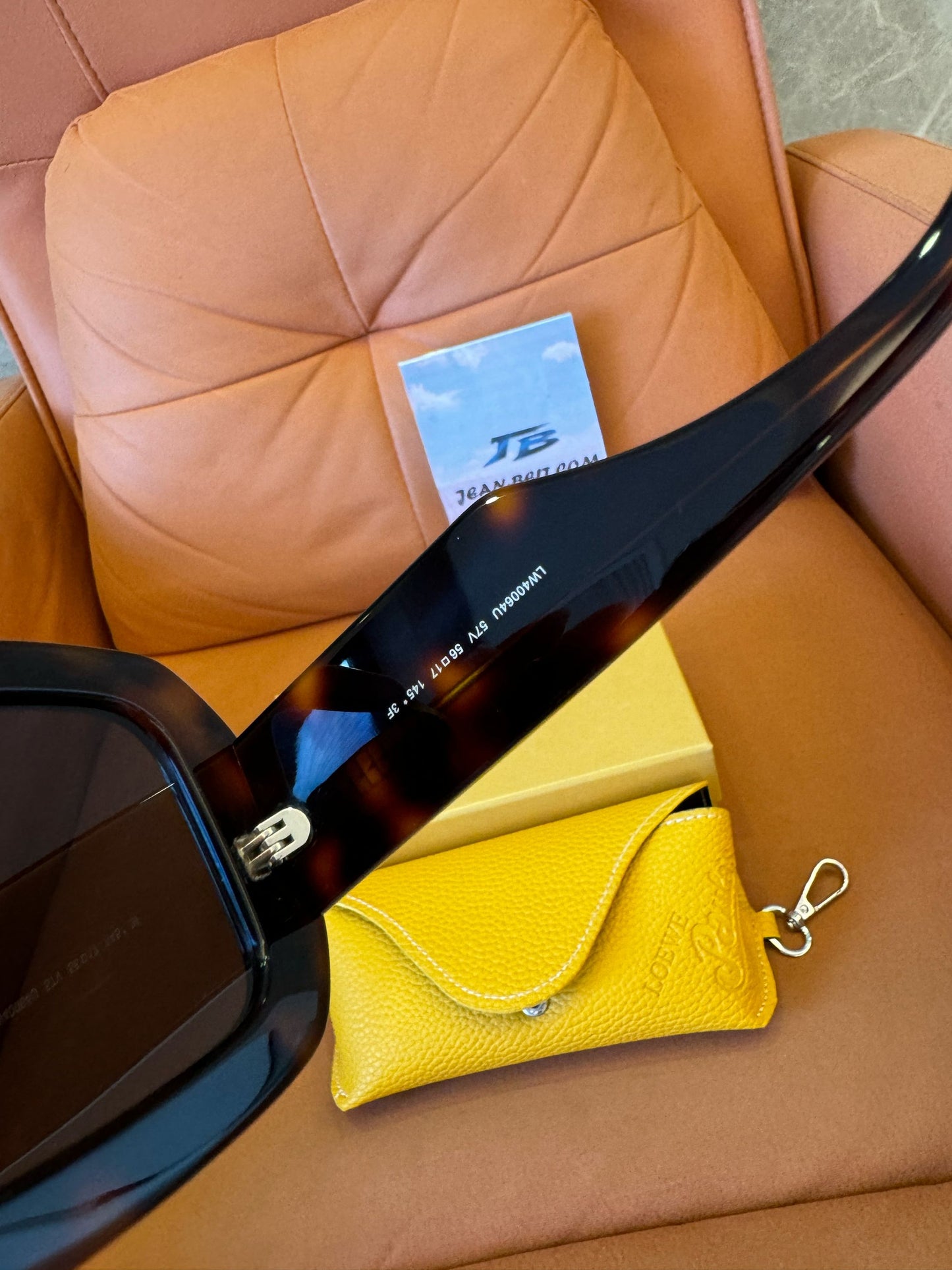 Gafas de sol cuadradas de carey de Loewe
