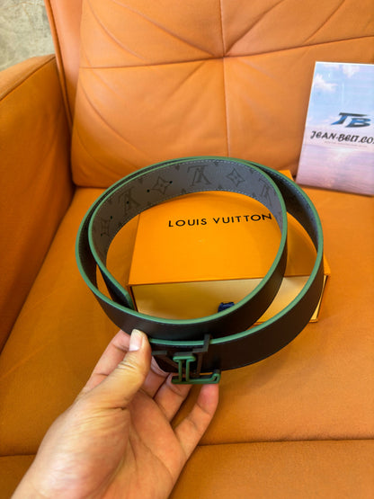 Cinturón Eclipse con monograma de Louis Vuitton y hebilla LV verde