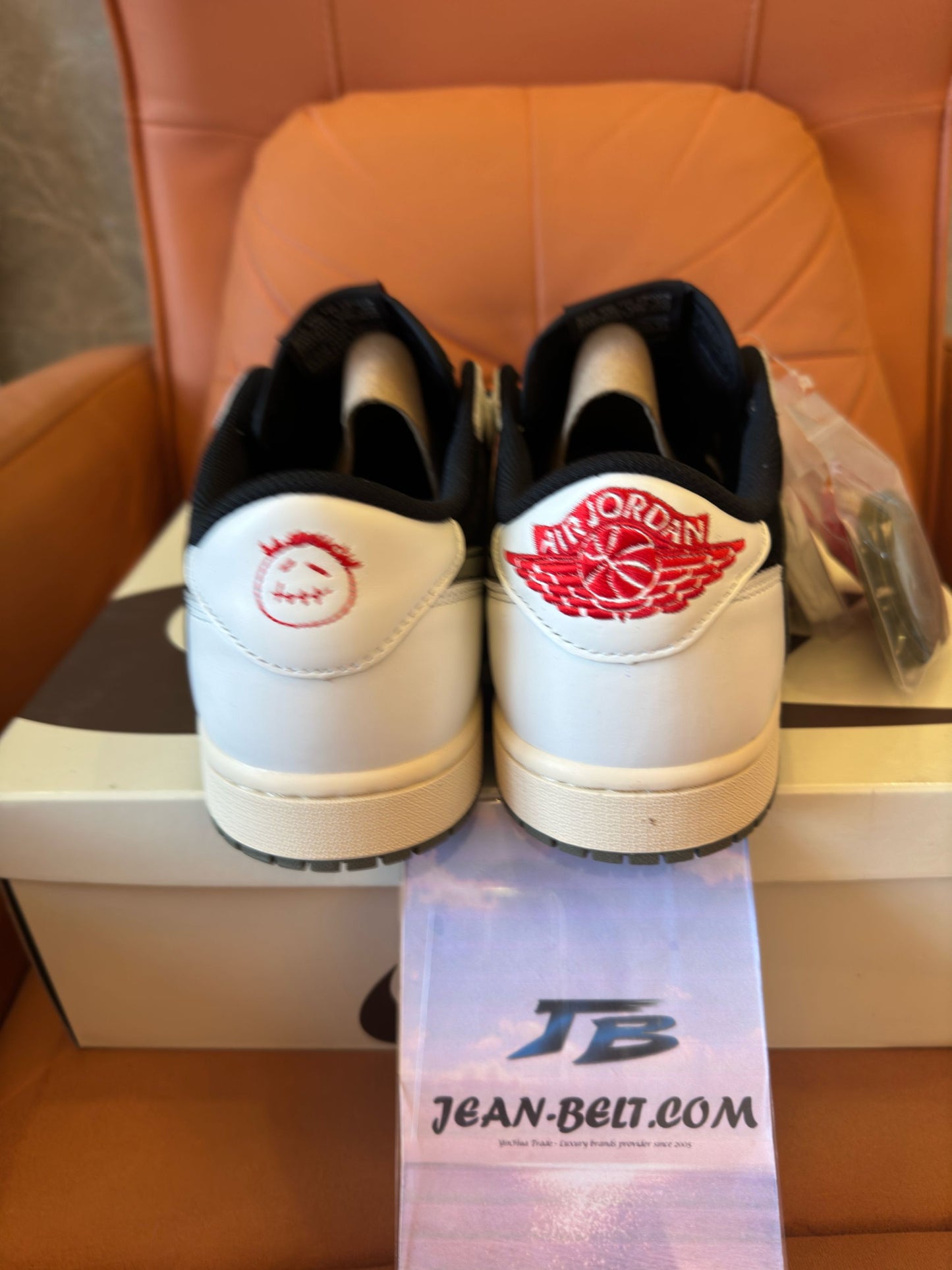 Air Jordan 1 Low OG Black White