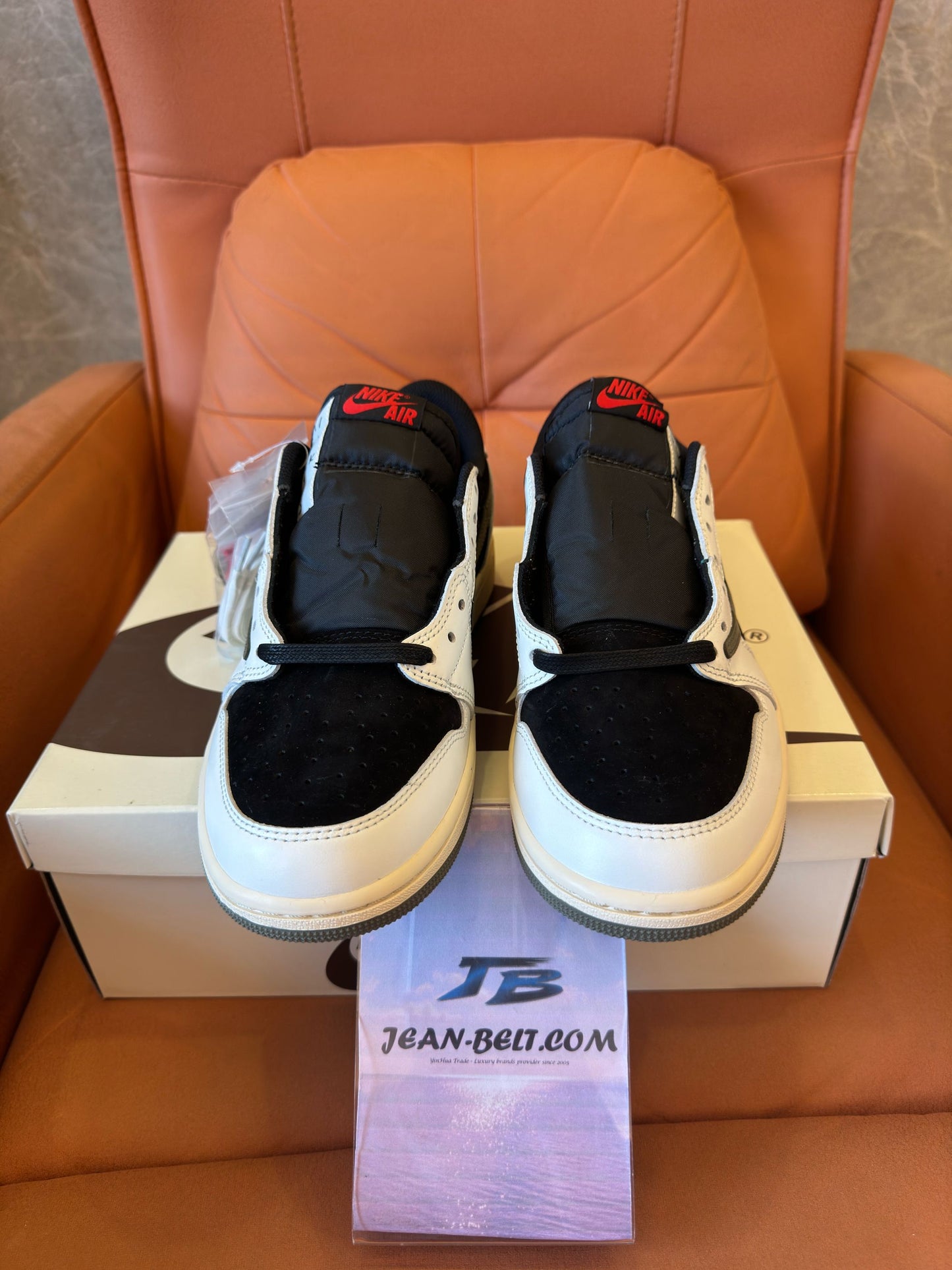 Air Jordan 1 Low OG Black White