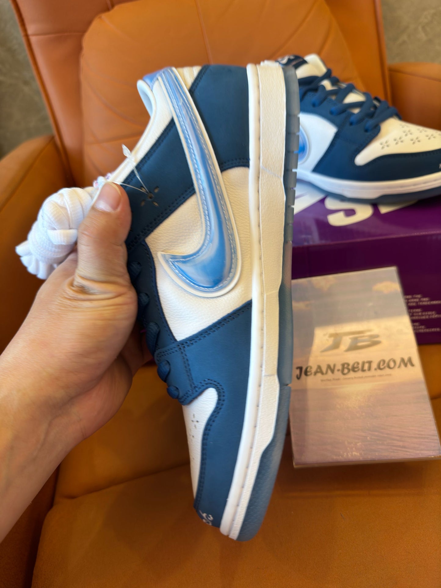Nike SB Dunk Low "Um Bloco Abaixo"