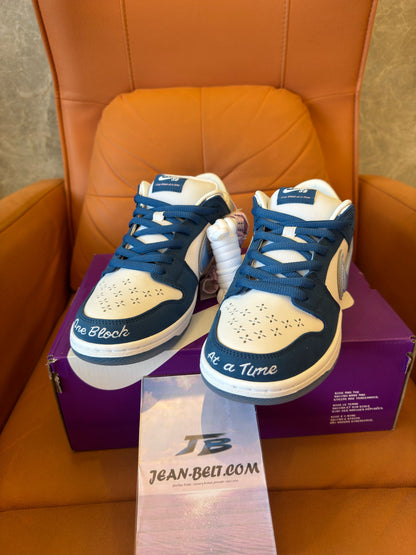 Nike SB Dunk Low "Um Bloco Abaixo"