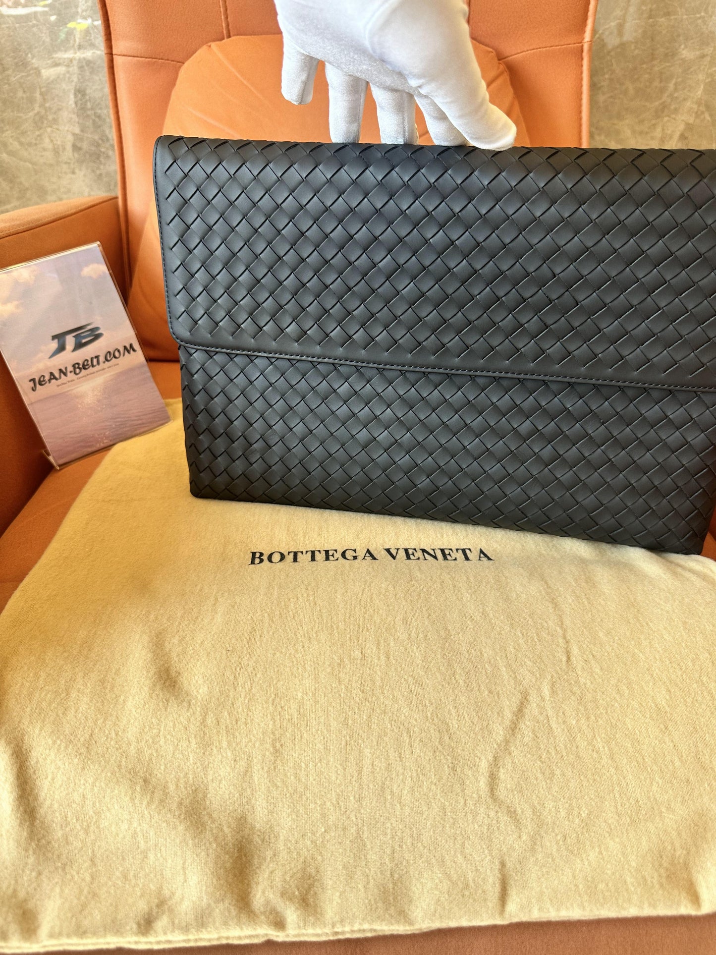 Bottega Veneta Mala de Mão Clutch em Pele Preta e Malha