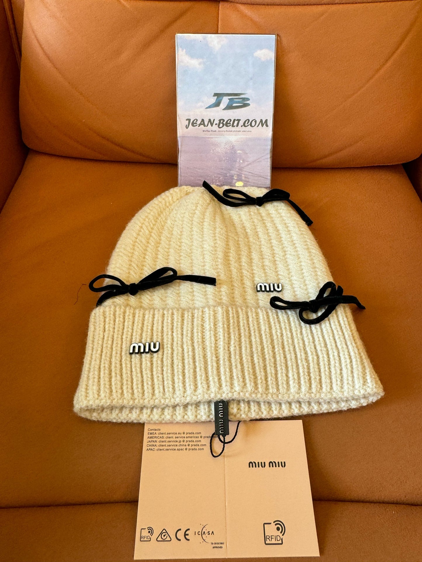 Gorro de punto de lana Miu Miu con detalles de lazo