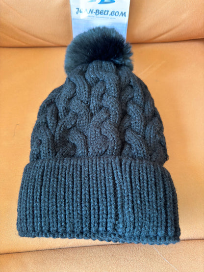 Gorro UGG preto de tricô com pompom e placa com logotipo