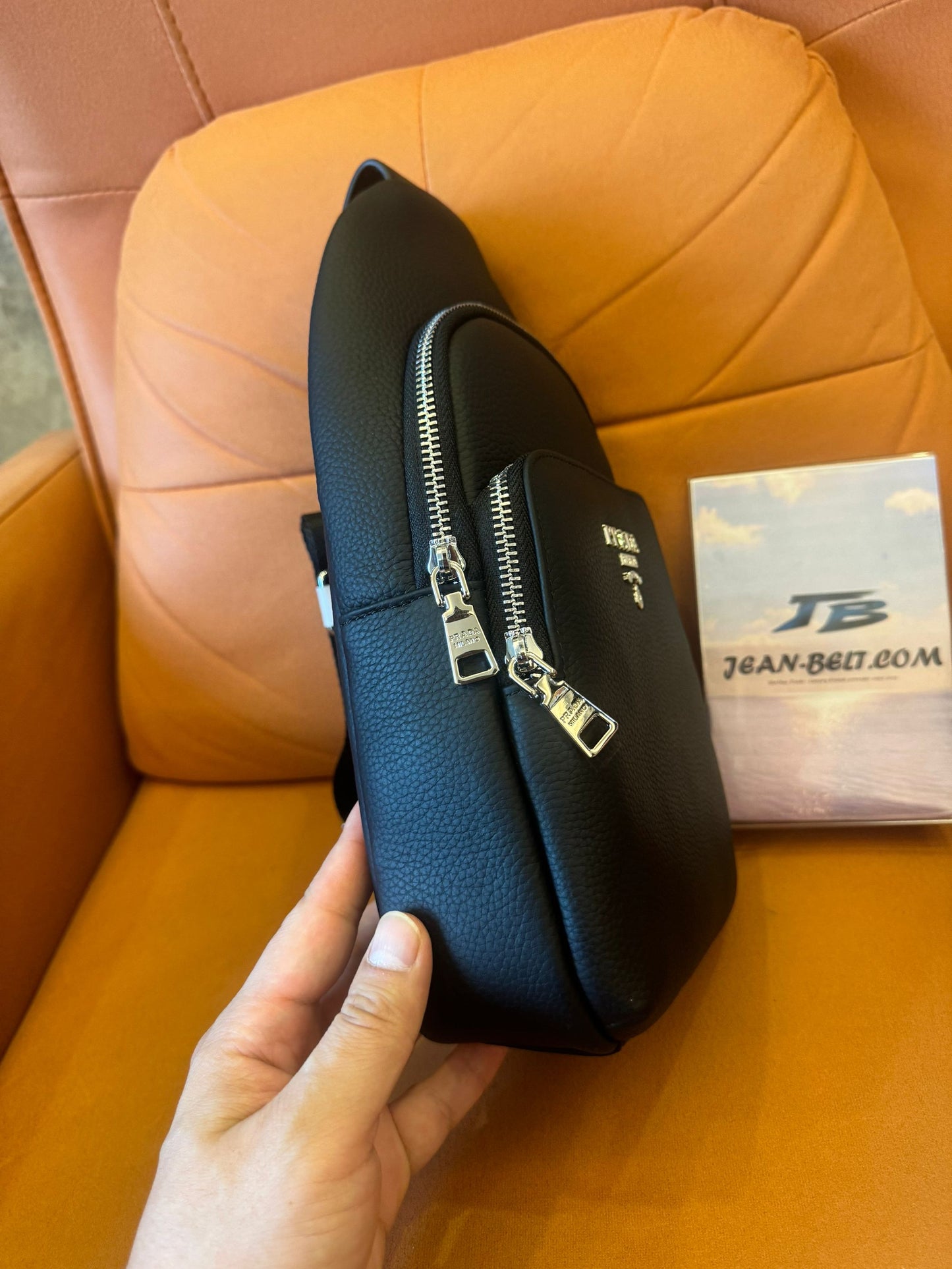 Bolsa de peito masculina Prada