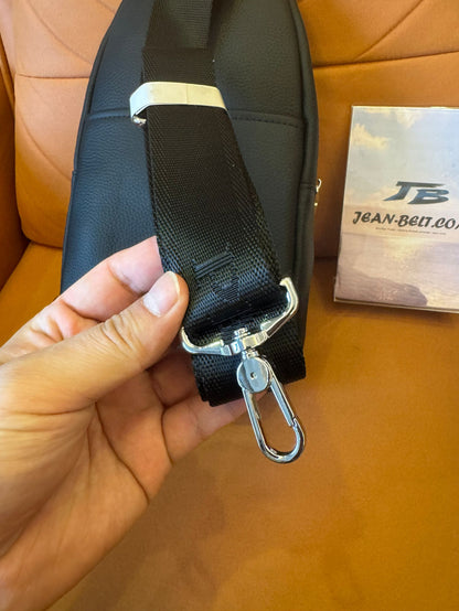 Bolsa de peito masculina Prada