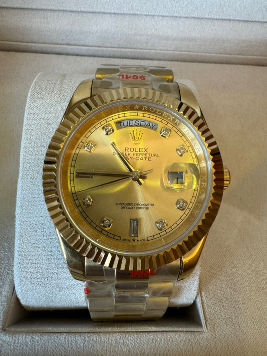 Rolex Day-Date 18K gold diamond dial luxury watch