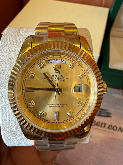 Rolex Day-Date 18K gold diamond dial luxury watch