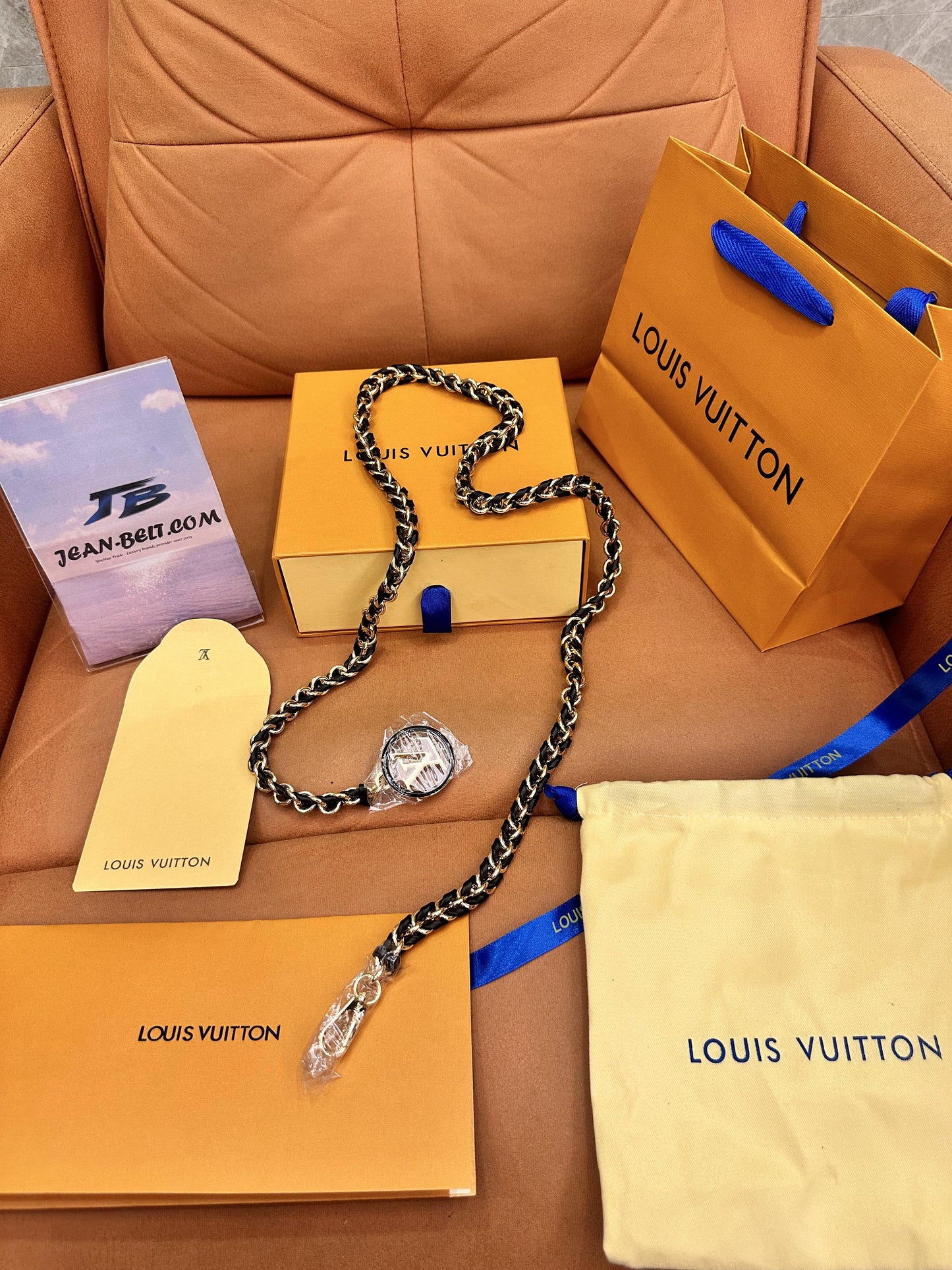 Cinto de couro com corrente Louis Vuitton