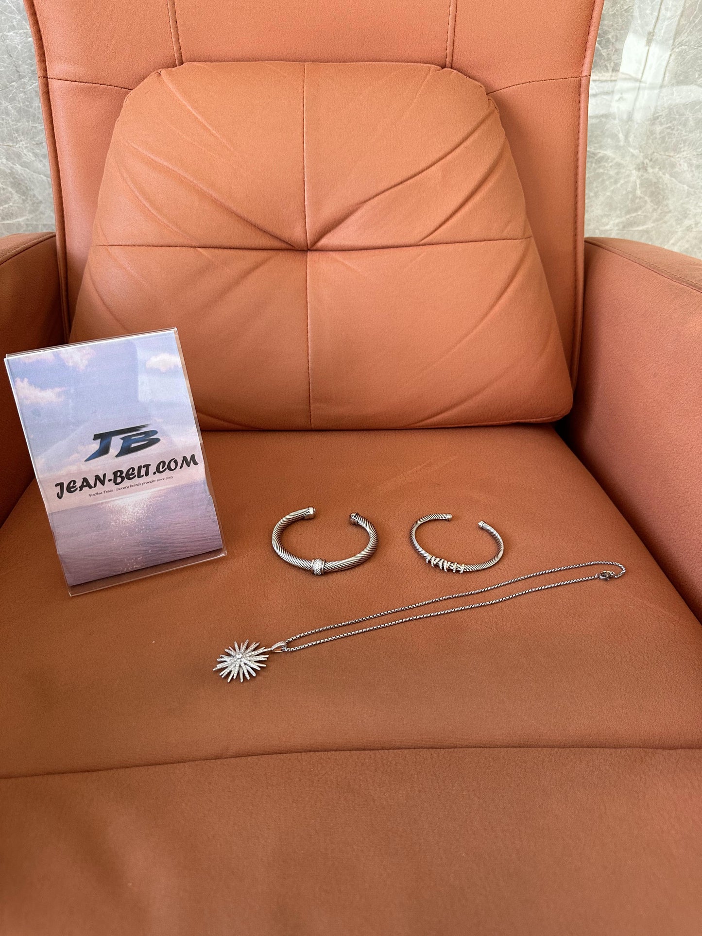 Conjunto de Colar e Pulseira Bvlgari em Prata de Lei