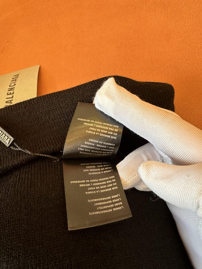 Balenciaga Gorro Clássico de Malha Preta - Logótipo Bordado