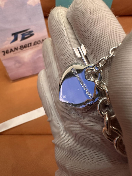Colar Tiffany & Co. Coração com Etiqueta em Prata de Lei