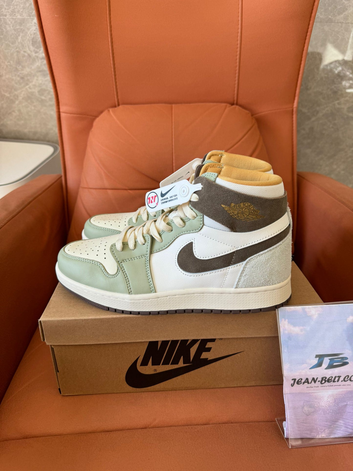Nike Air Jordan 1 Mid "Verde espuma de mar"