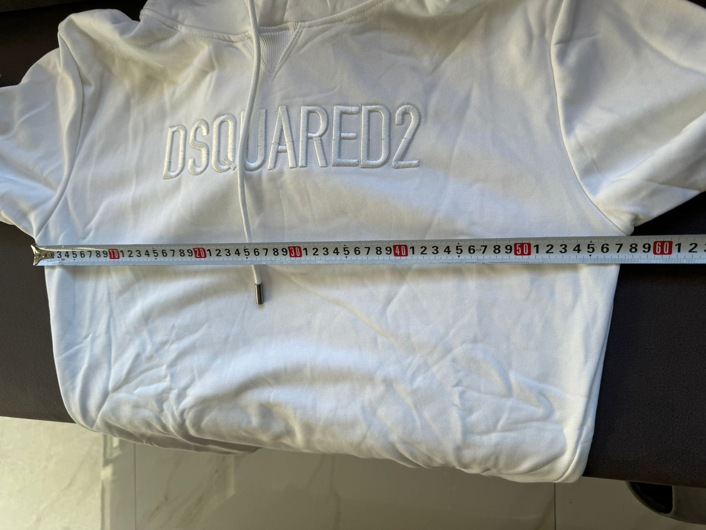 Sudadera con capucha blanca clásica con logotipo bordado de Dsquared2