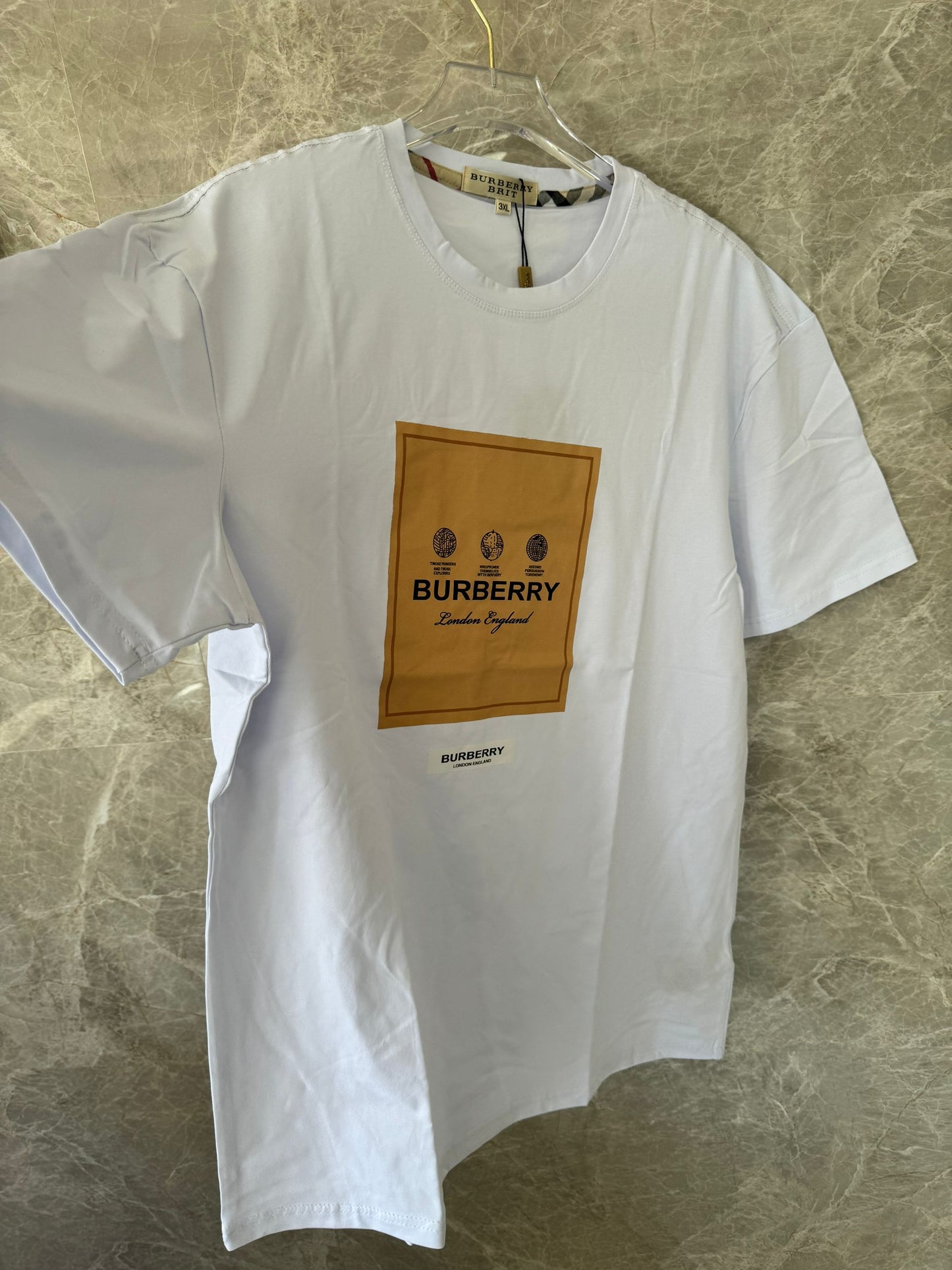 T-shirt Gráfica de Blocos de Cor Burberry em Branco