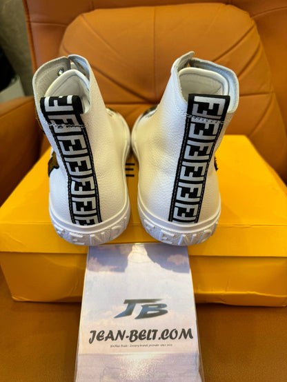 Zapatillas altas colaborativas de Karl Lagerfeld y Fendi