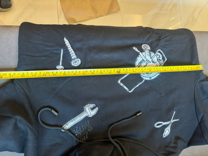 Moletom grande preto Louis Vuitton com bordado de ferramentas artísticas