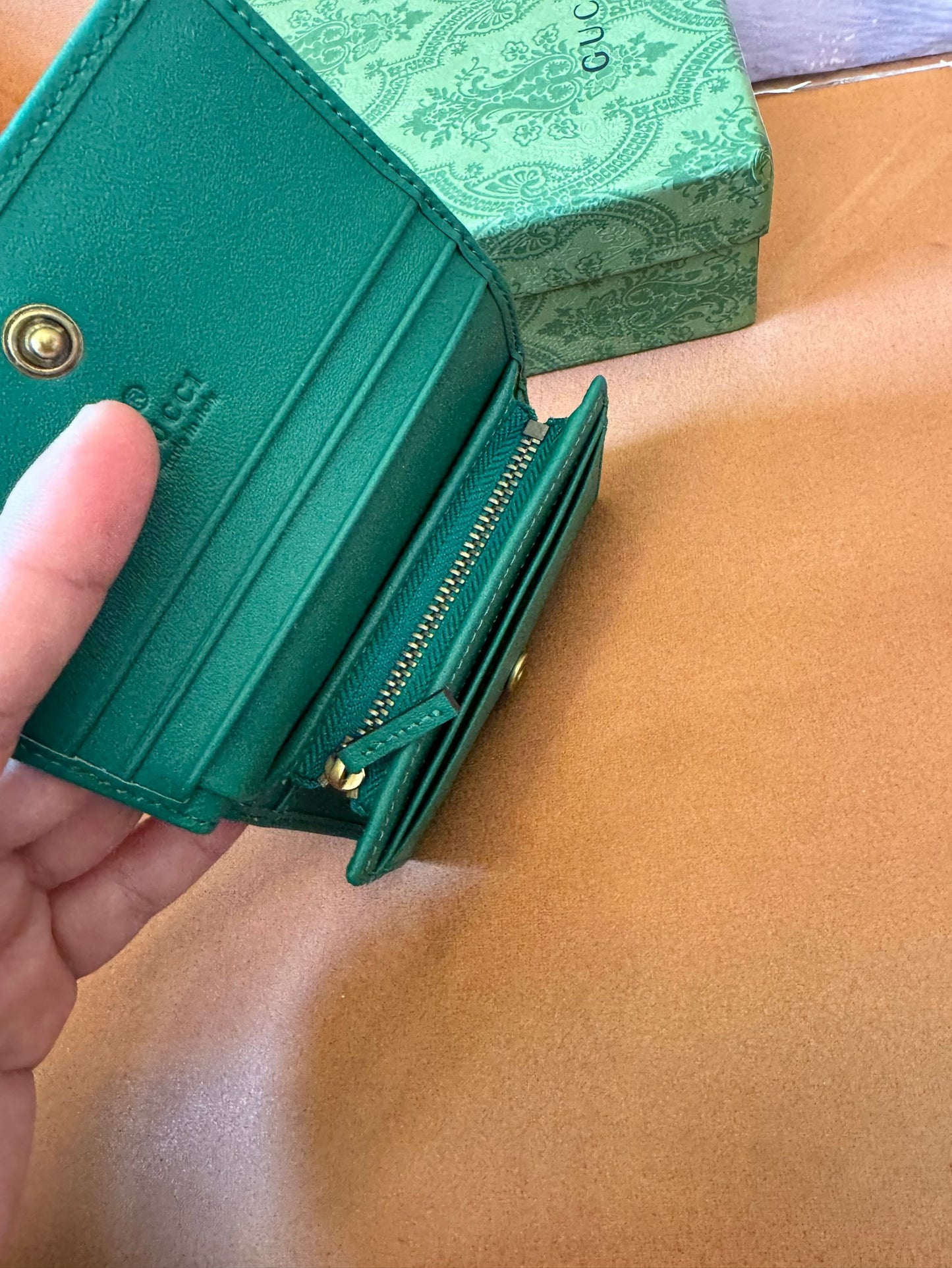 Cartera Gucci Bamboo 1947 GG – verde esmeralda
