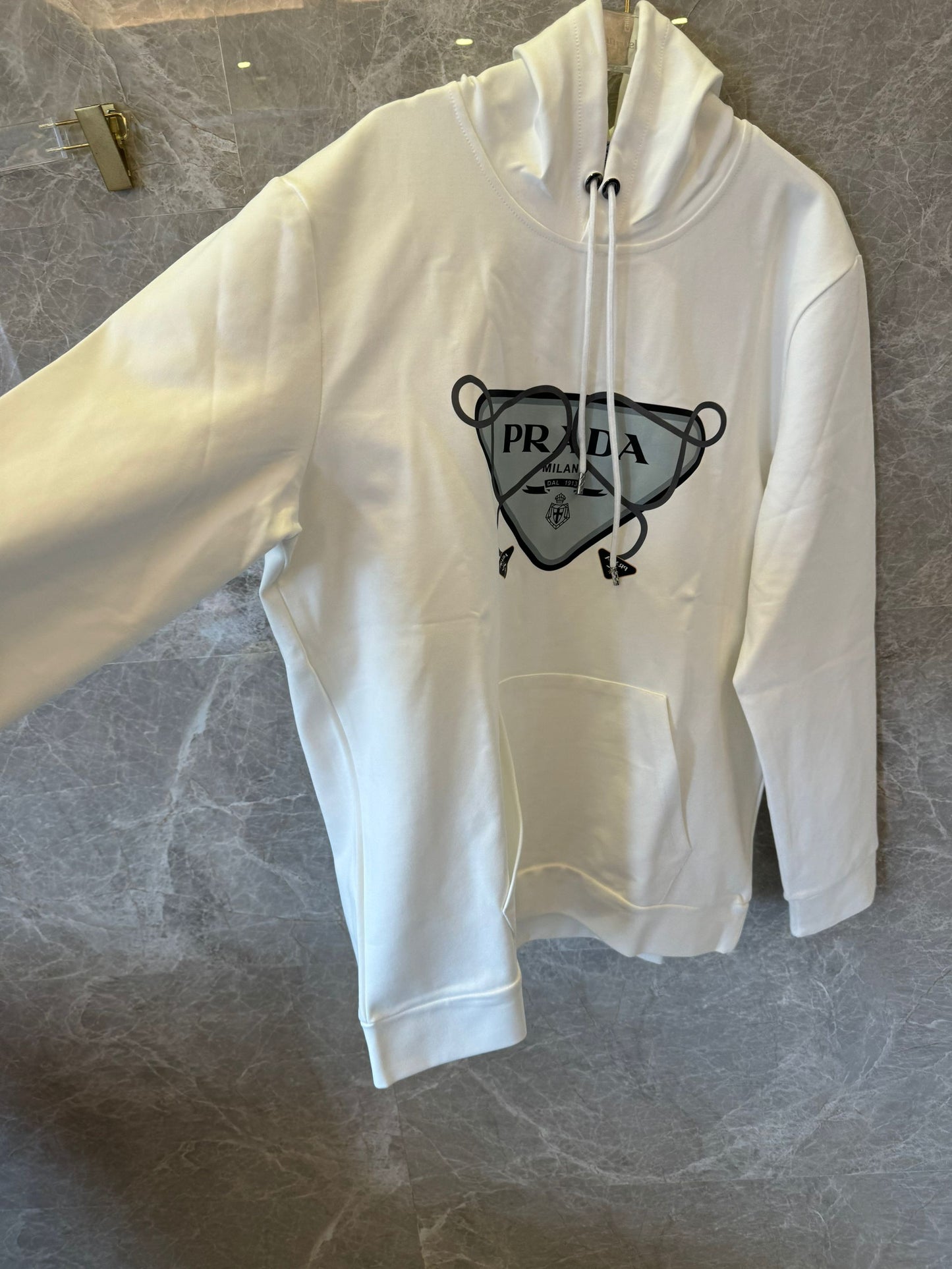 Sudadera con capucha y logotipo blanco de Prada