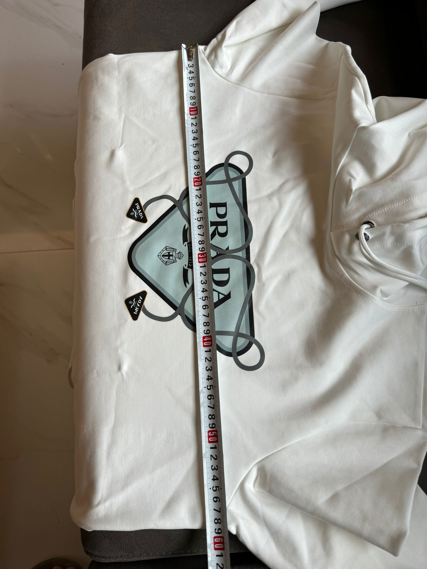 Sudadera con capucha y logotipo blanco de Prada