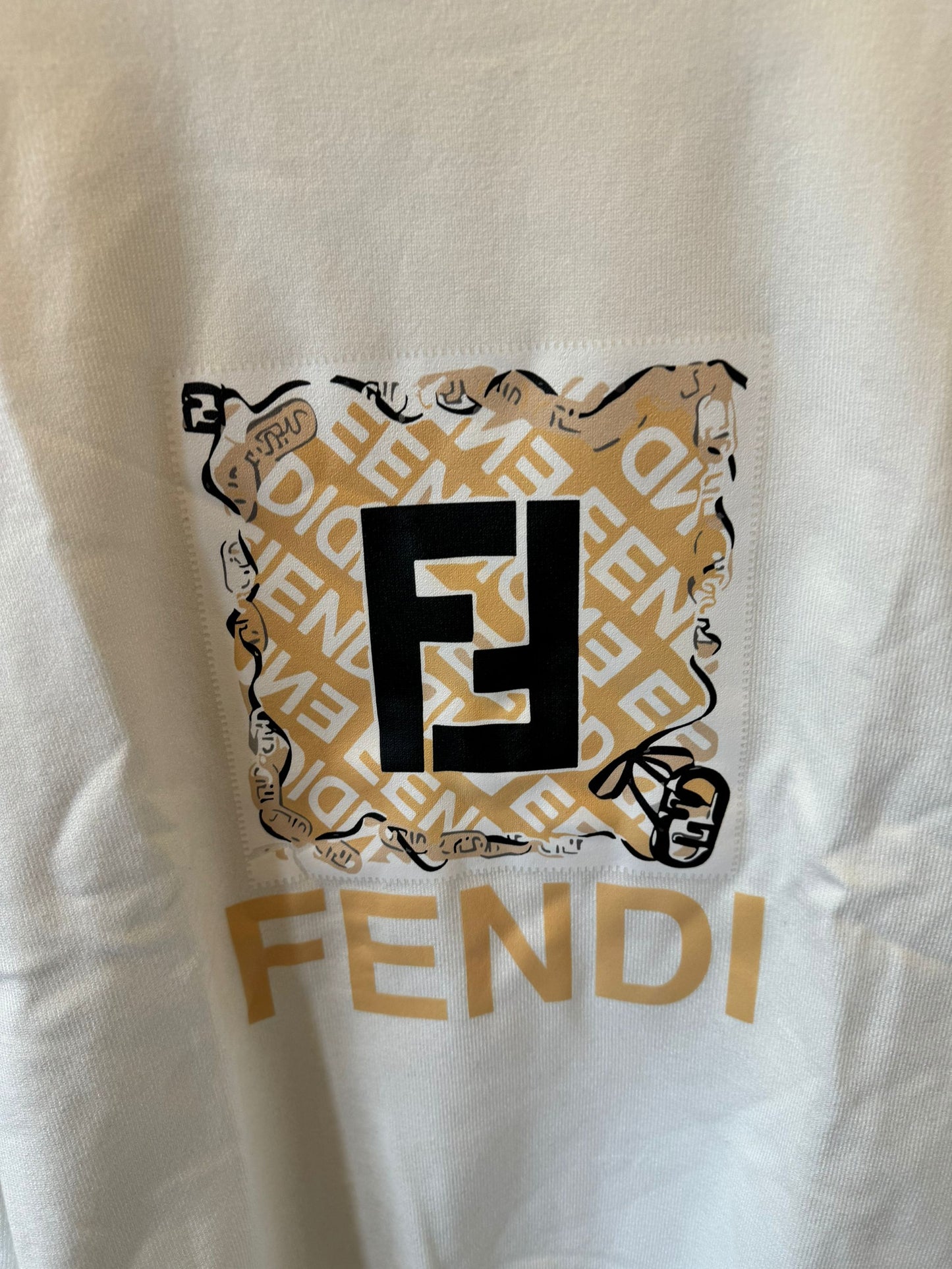 Sudadera blanca con estampado del logotipo de Fendi