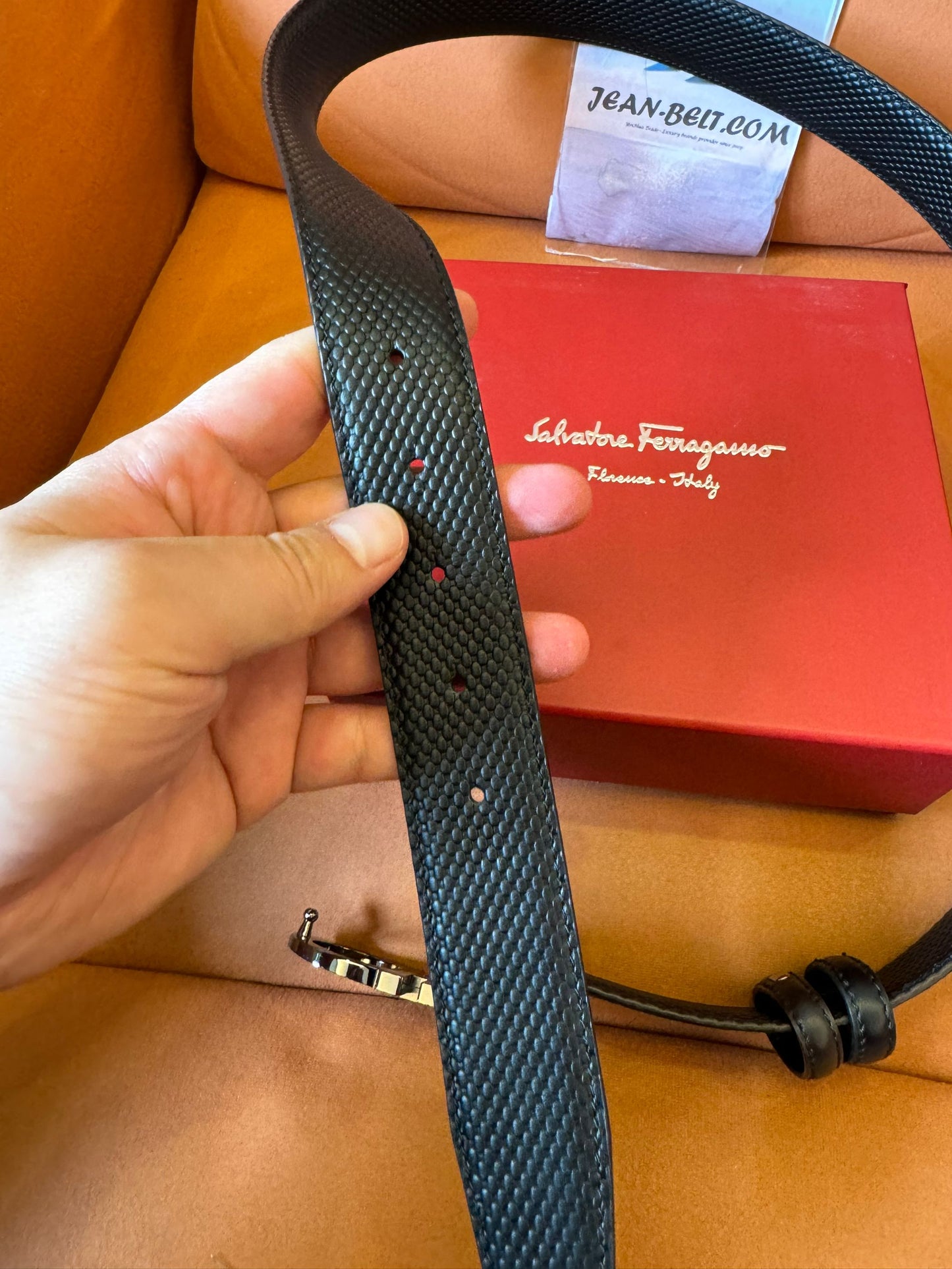 Cinturón de piel texturizada negra Gancini de Salvatore Ferragamo