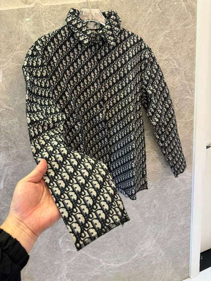 Camisa monograma Dior em preto e branco clássico