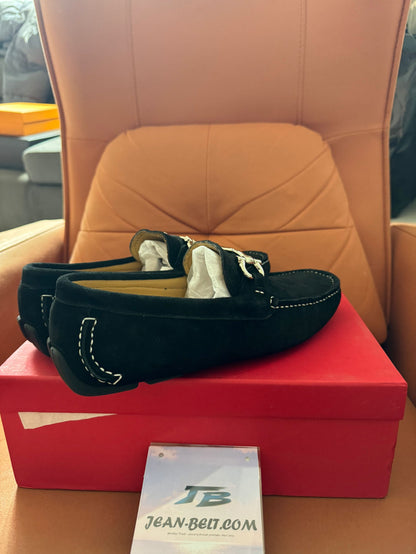 Mocasines negros de ante para hombre de Salvatore Ferragamo