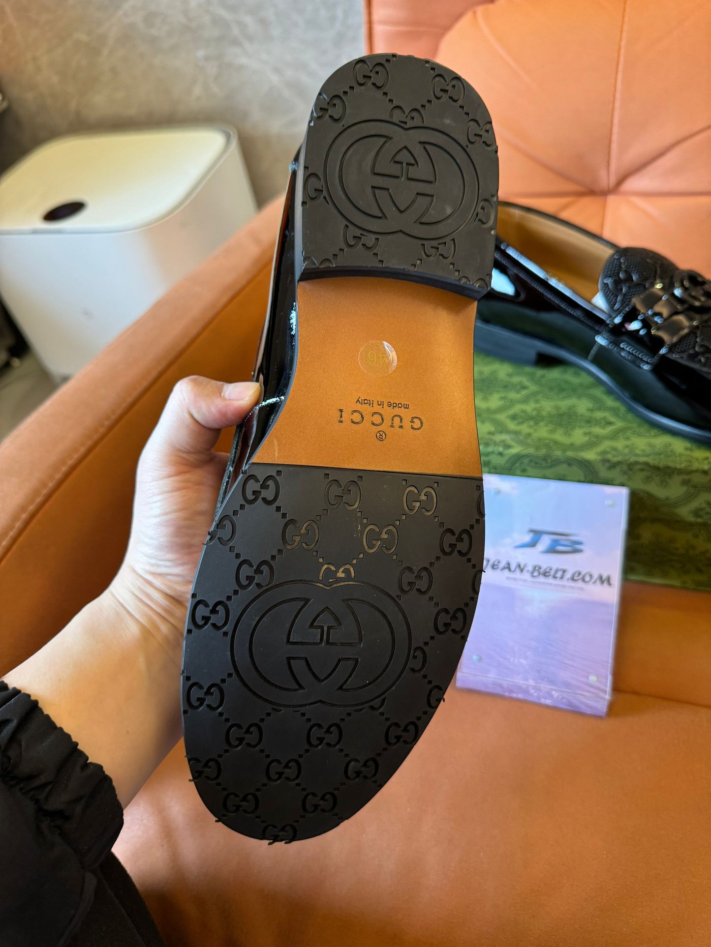 Mocasines GG de charol para hombre de Gucci con G entrelazada