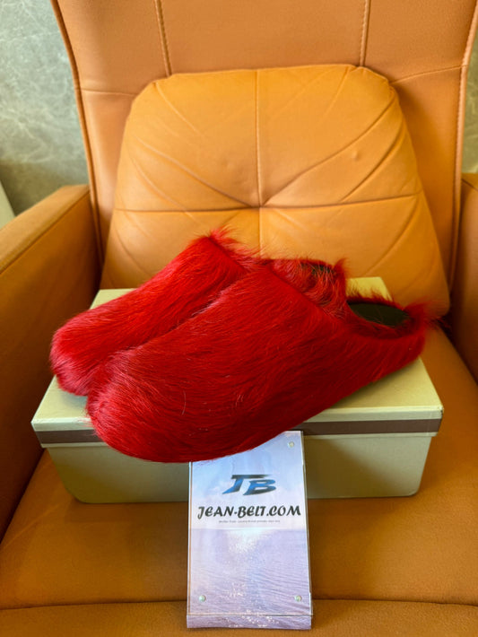 Mulas de pelo de cabra vermelho Marni - a definir