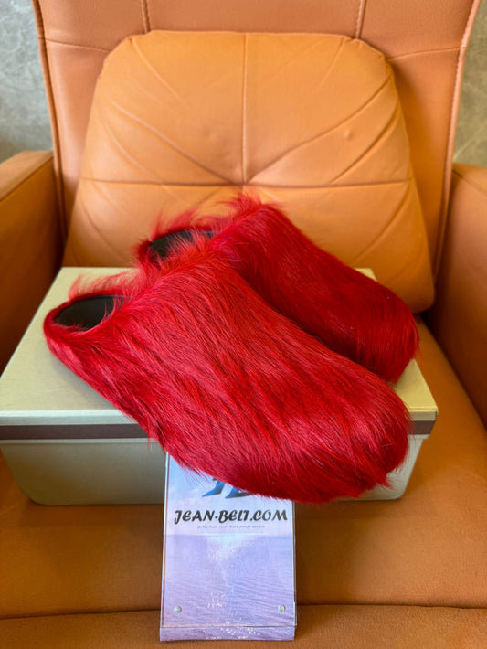Mulas de pelo de cabra vermelho Marni - a definir