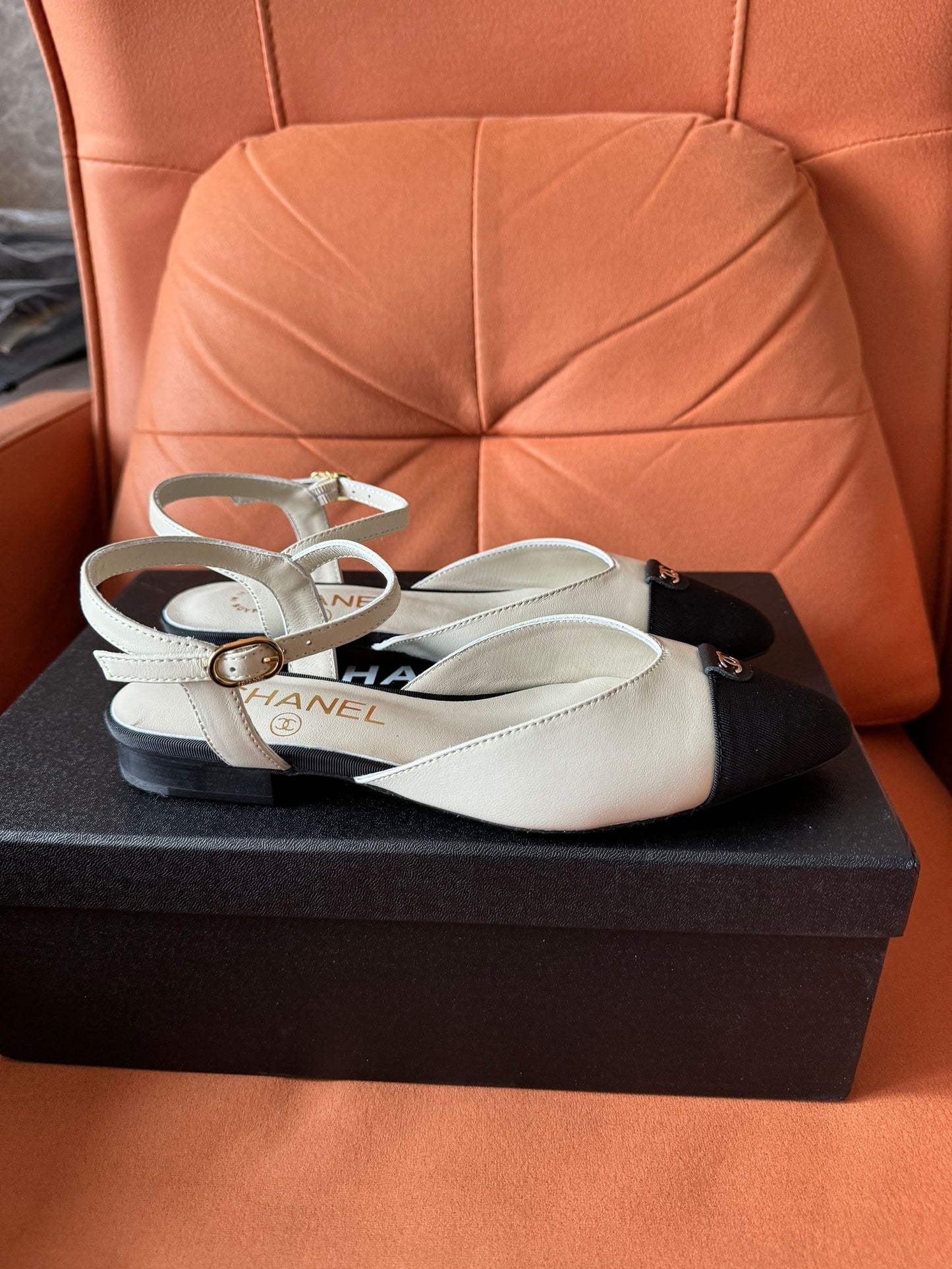Chanel Mary Jane White Leather Cap Toe Flats Shoes