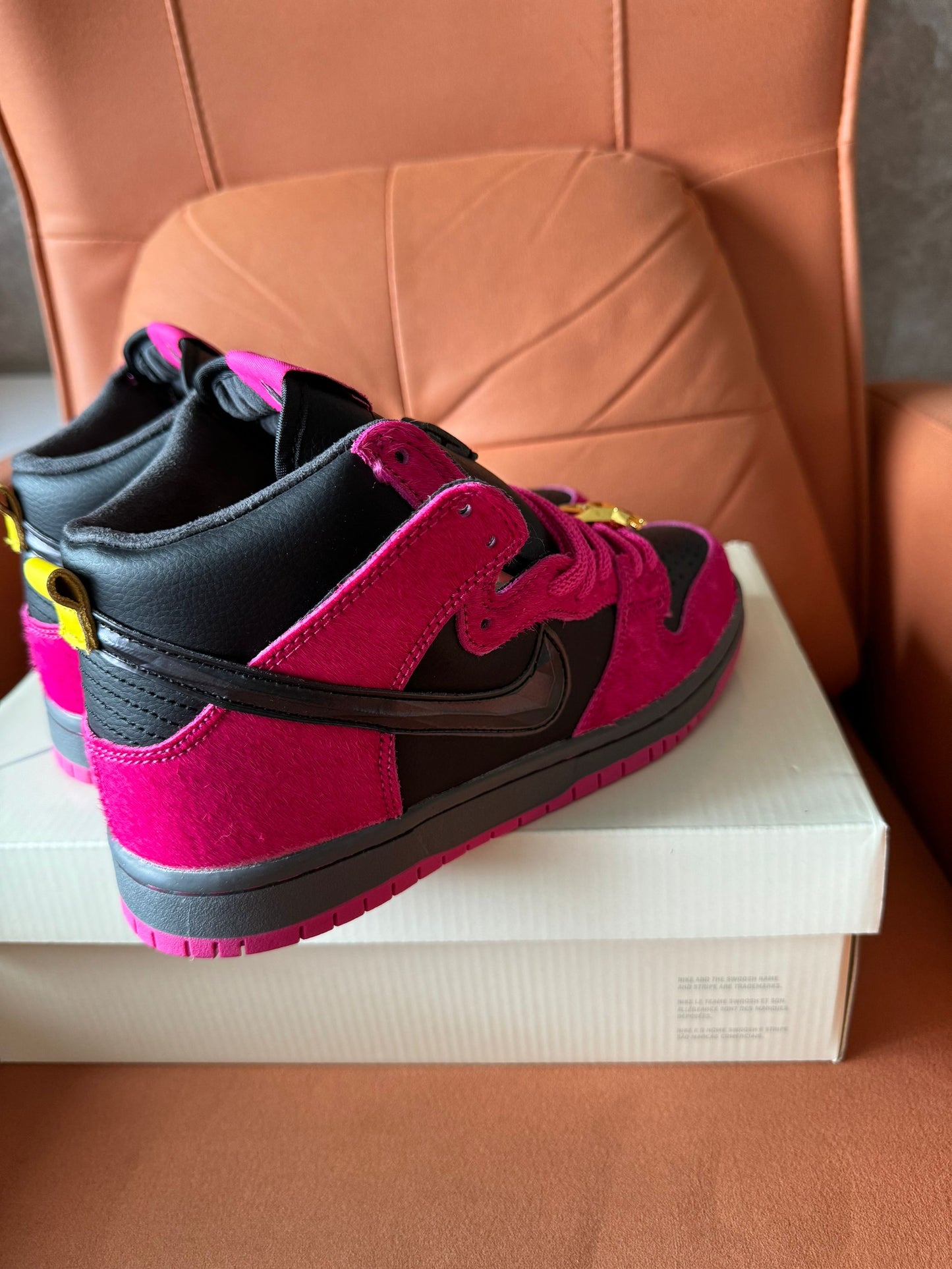 Nike Dunk High Premium "Pelo de poni rosa"