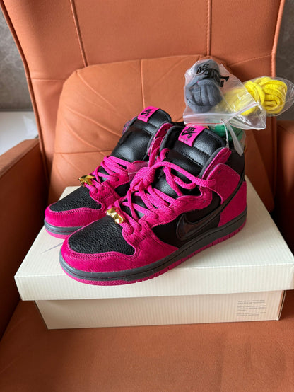 Nike Dunk High Premium "Pelo de poni rosa"