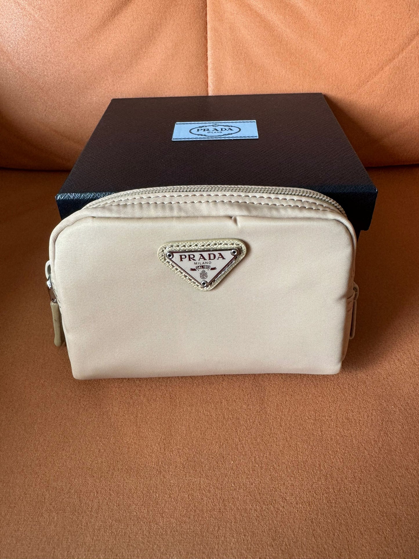 Bolsas y estuches de maquillaje Prada