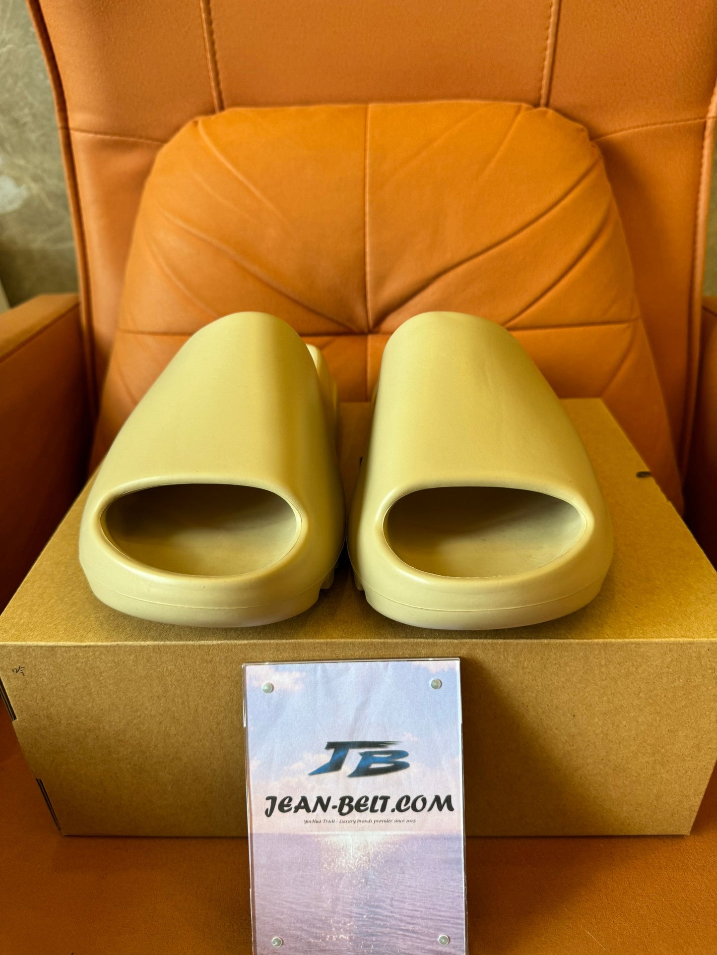 Chinelo Adidas Yeezy infantil "Pure"