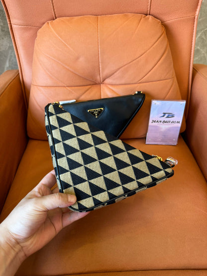 Prada bolso de hombro con símbolo triangolo en jacquard