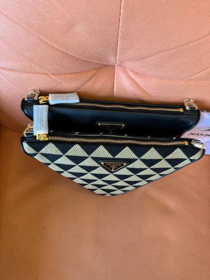 Prada bolso de hombro con símbolo triangolo en jacquard