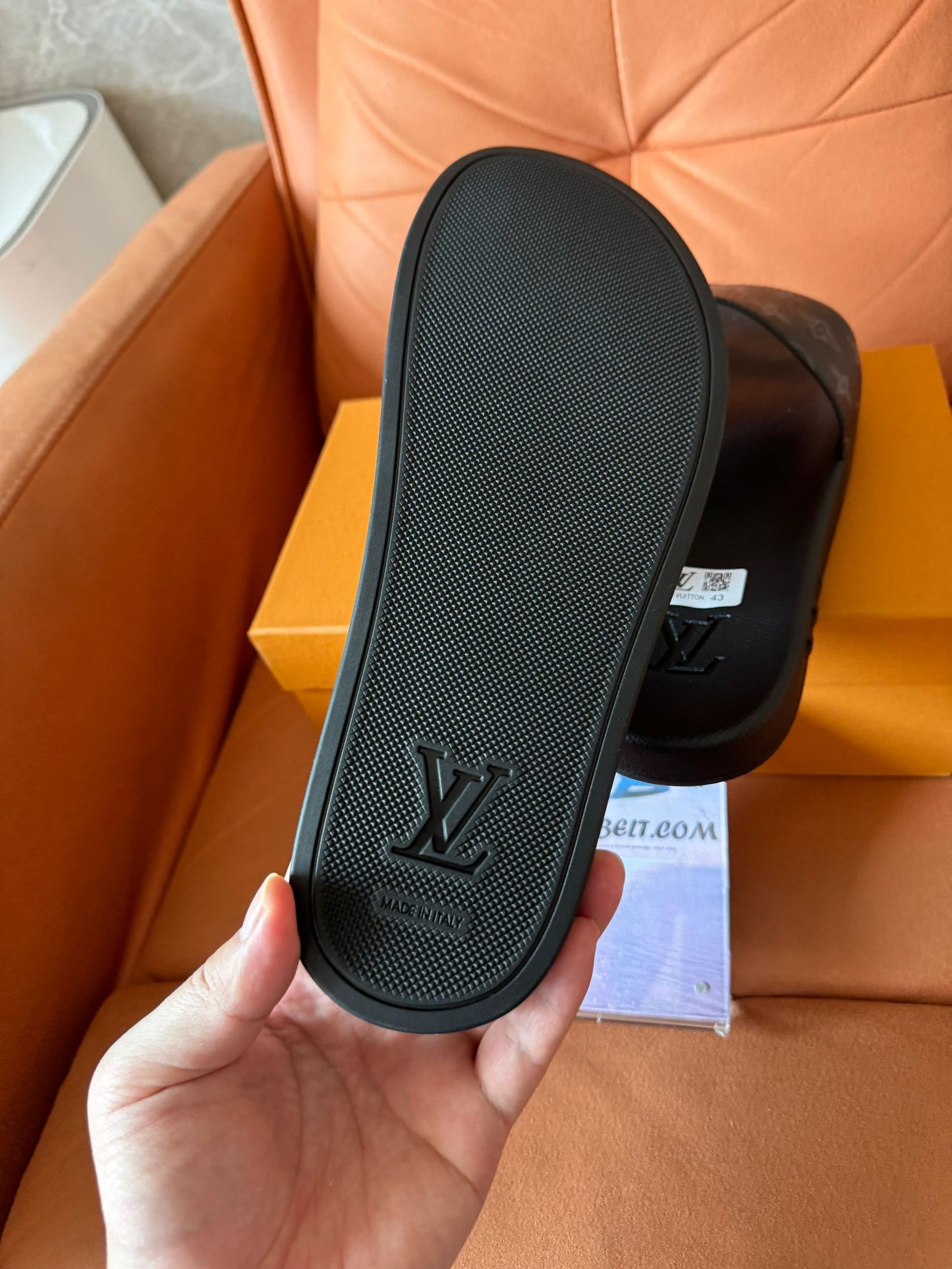 Slides Louis Vuitton Waterfront com monograma Eclipse