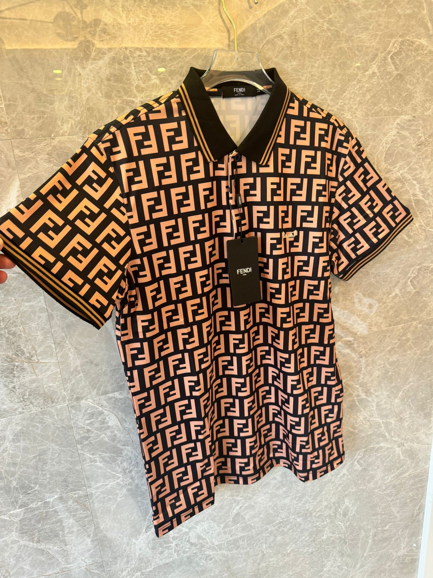 Camisa polo estampada com o logotipo Fendi FF