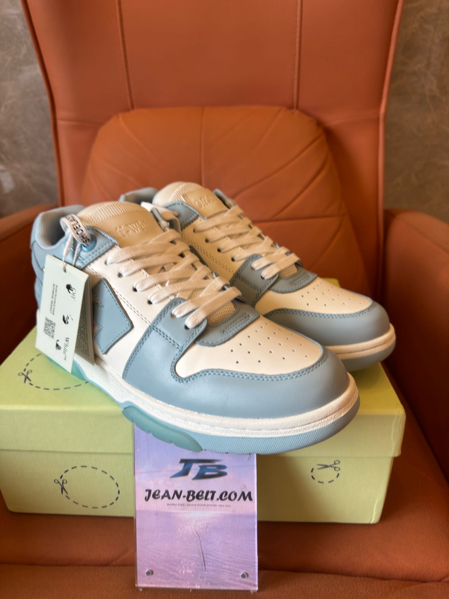 Zapatillas Off-White™ Out of Office en azul claro/blanco